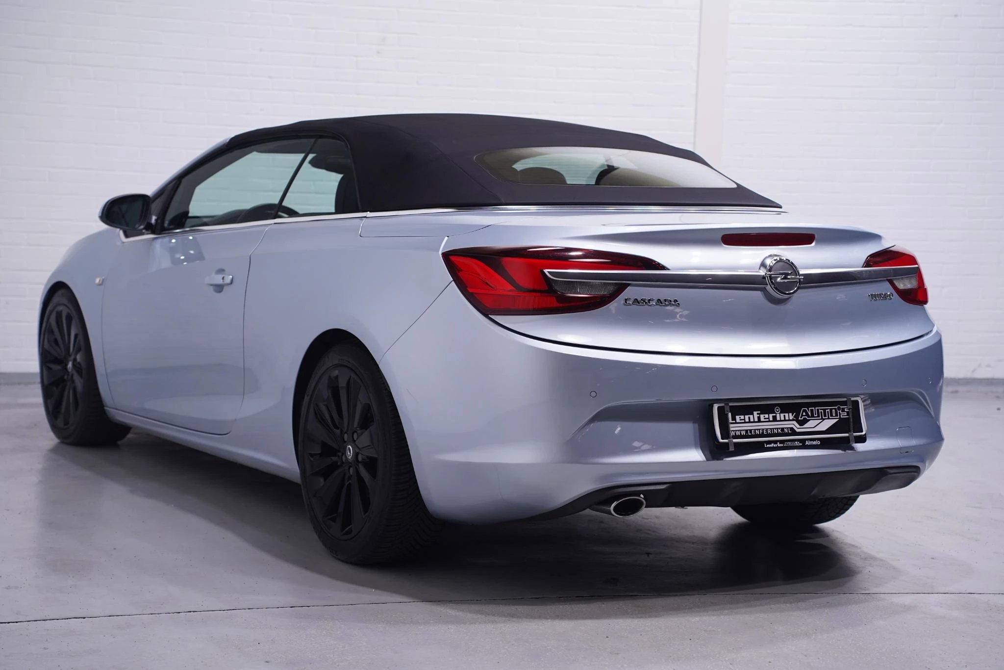 Hoofdafbeelding Opel Cascada