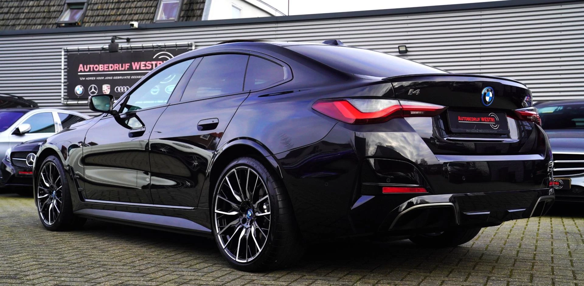 Hoofdafbeelding BMW i4