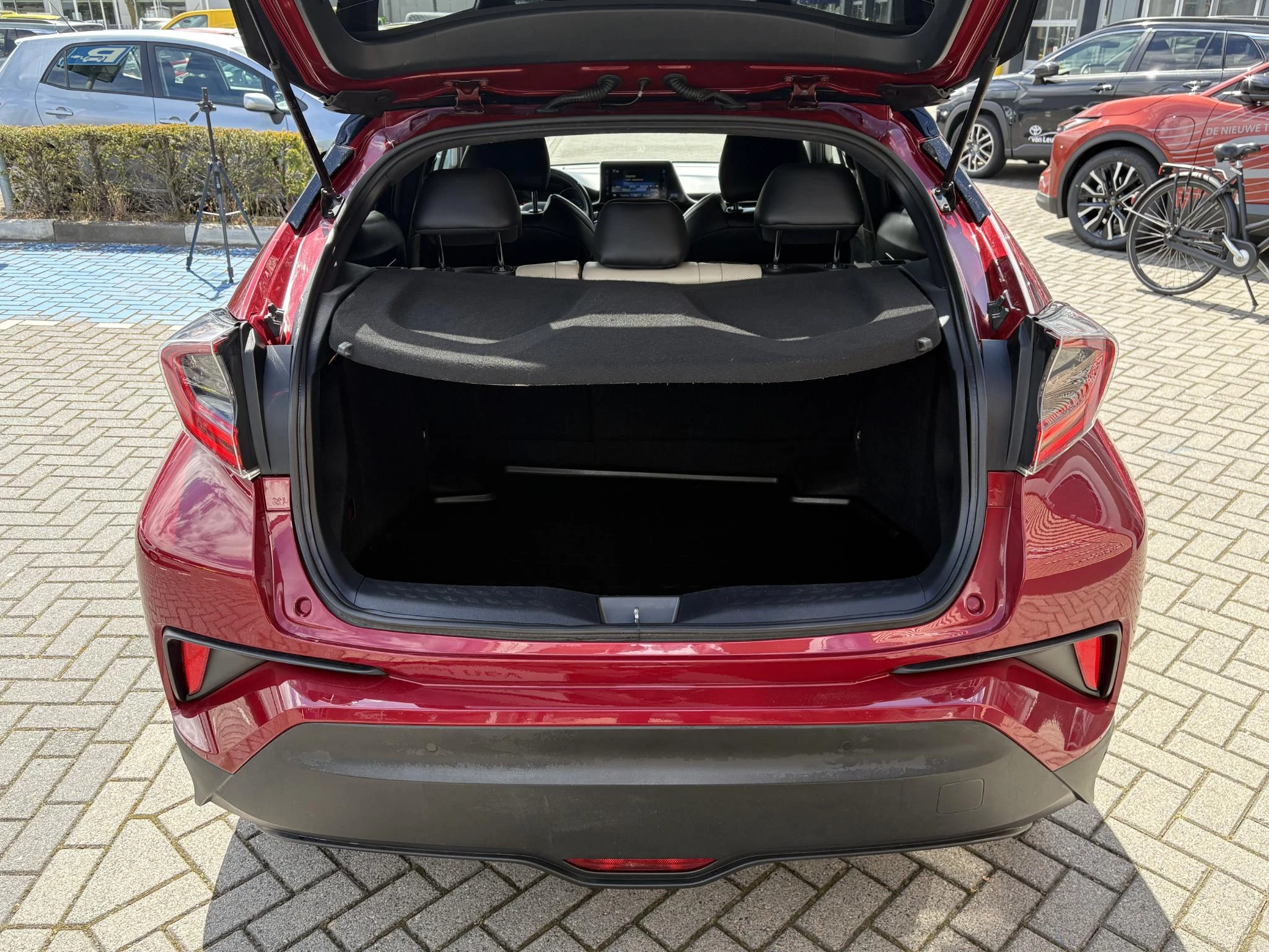 Hoofdafbeelding Toyota C-HR
