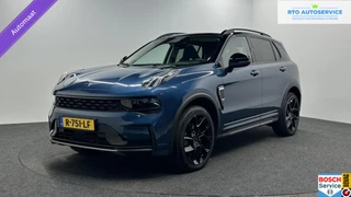 Lynk & Co 01 1.5 PANO-APPLECARPLAY ZWARTE VELGEN + STRIPING