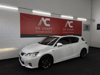 Hoofdafbeelding Lexus CT Lexus CT 200h F-Sport Line - DAKJE/NAVI/CAMERA/STOELVERWARM