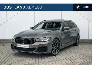BMW 5 Serie Touring 530e High Executive M Sport Automaat / Panoramadak / Comfortstoelen / Comfort Access / Laserlight / Harman Kardon / Parking Assistant Plus