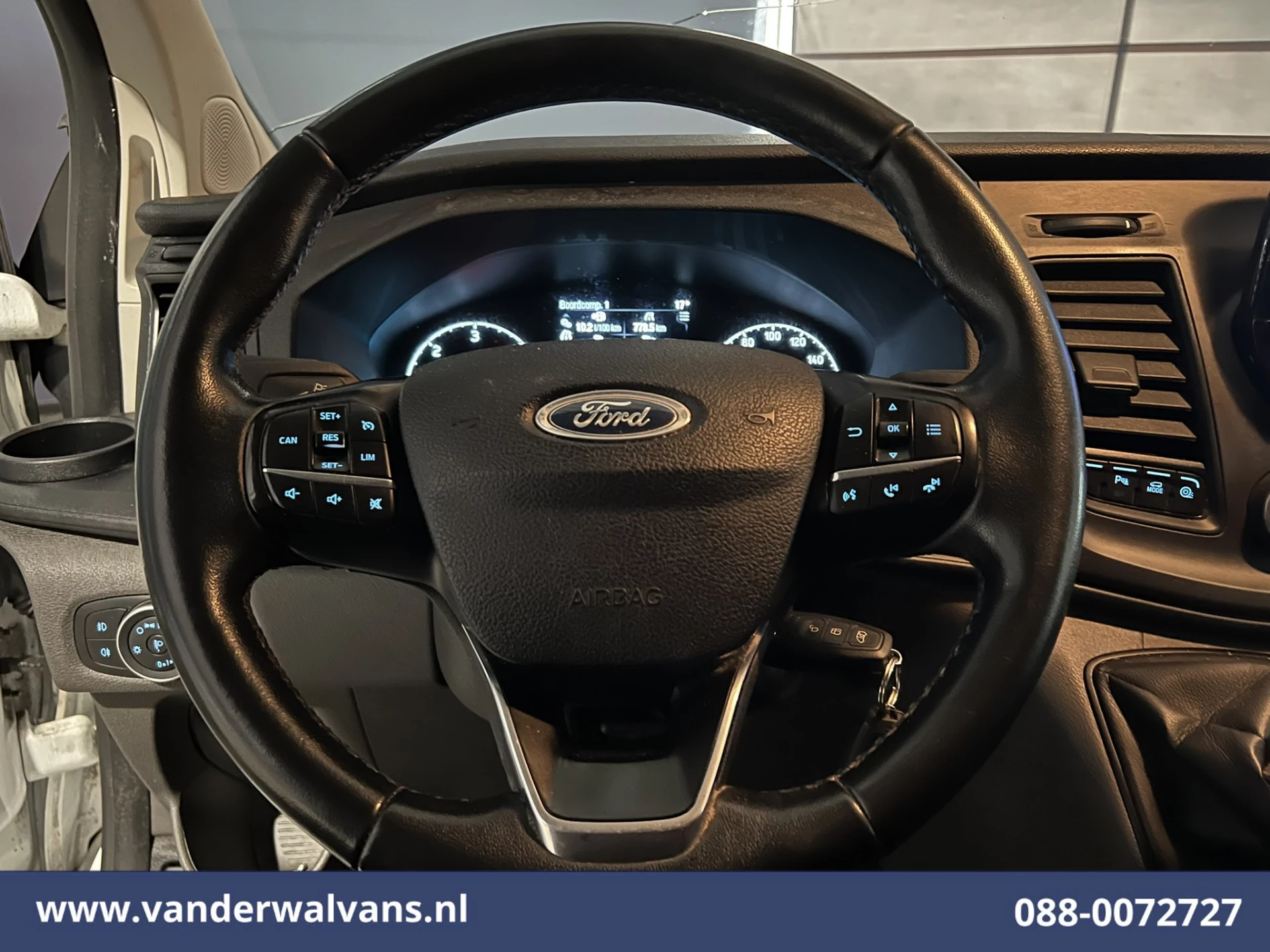 Hoofdafbeelding Ford Transit Custom