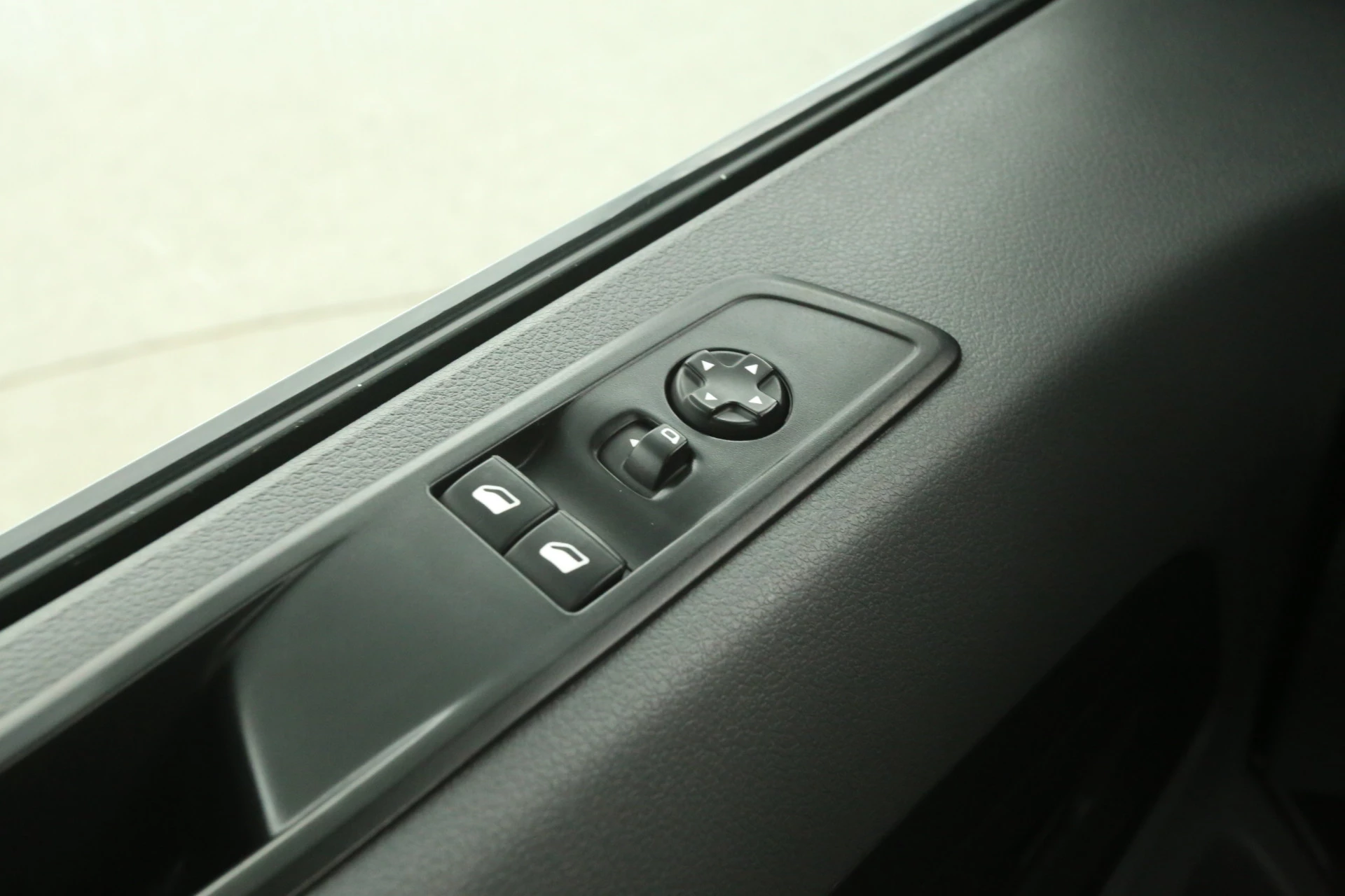 Hoofdafbeelding Peugeot e-Expert