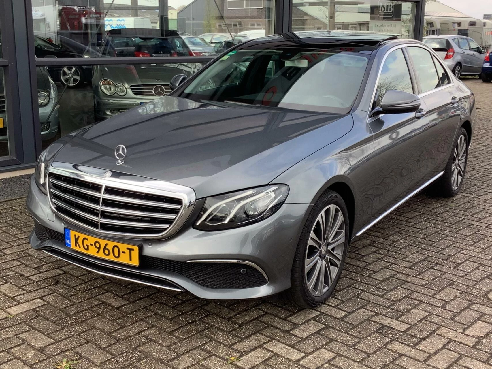 Hoofdafbeelding Mercedes-Benz E-Klasse