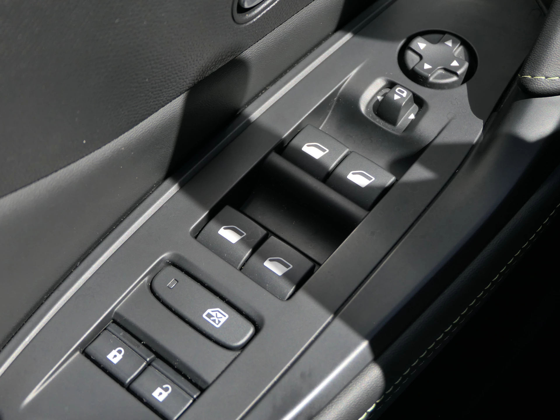 Hoofdafbeelding Peugeot 408