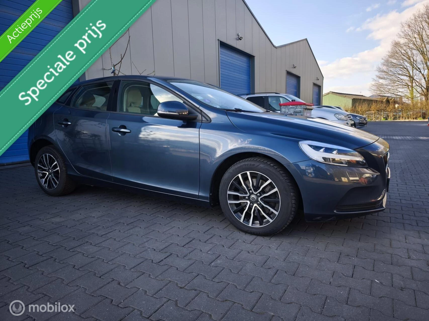 Hoofdafbeelding Volvo V40