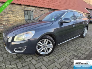 Hoofdafbeelding Volvo V60 Volvo V60 1.6 T4 Summum 180pk | Xenon | open dak| Trekhaak