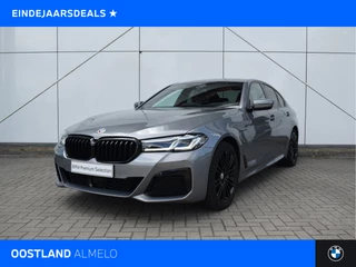 BMW 5 Serie 545e xDrive High Executive M Sport Automaat / Achteruitrijcamera / Soft-Close / Laserlight / Comfort Access / Head-Up / Harman Kardon / BMW Live Cockpit Professional