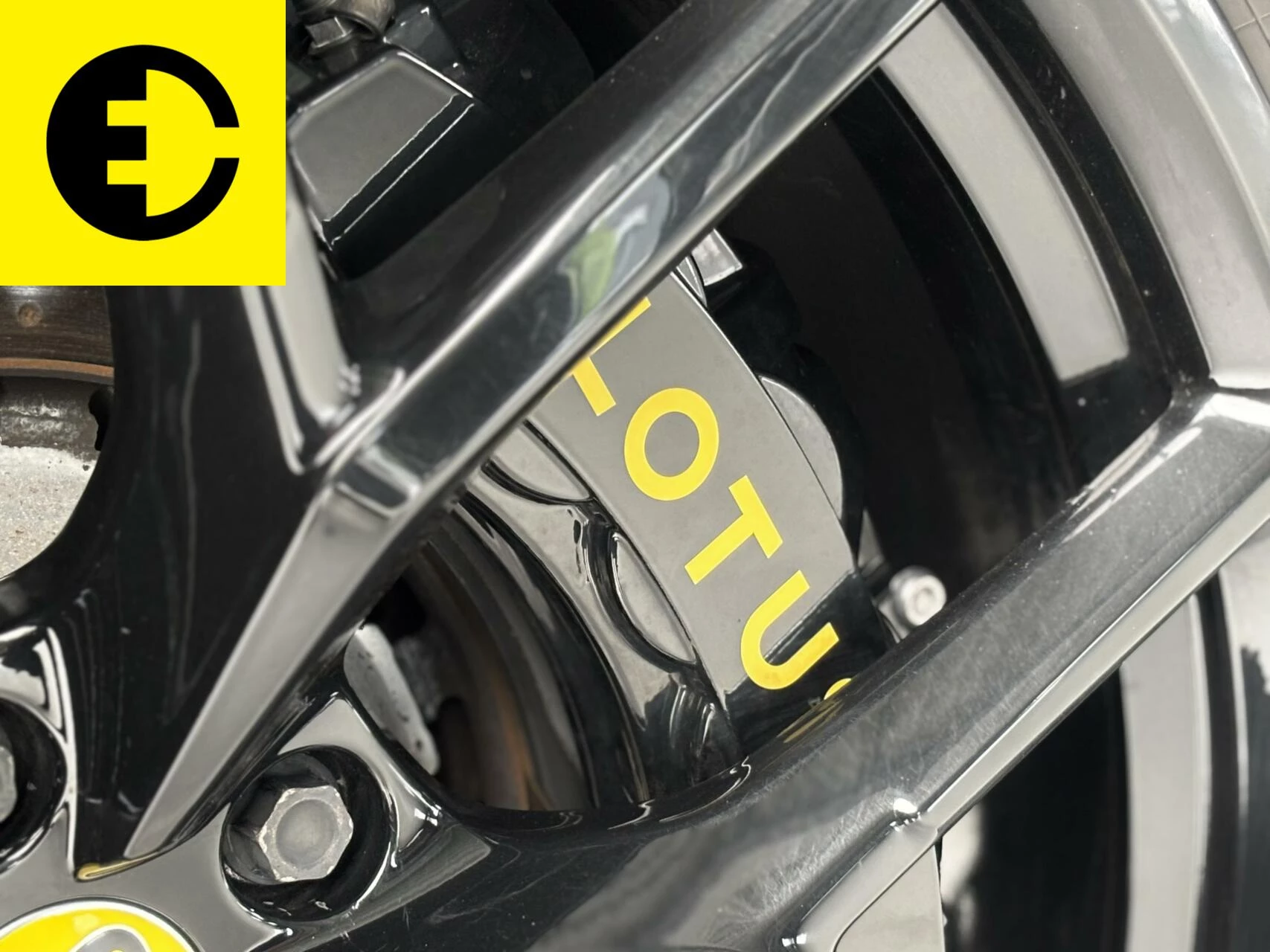 Hoofdafbeelding Lotus Eletre