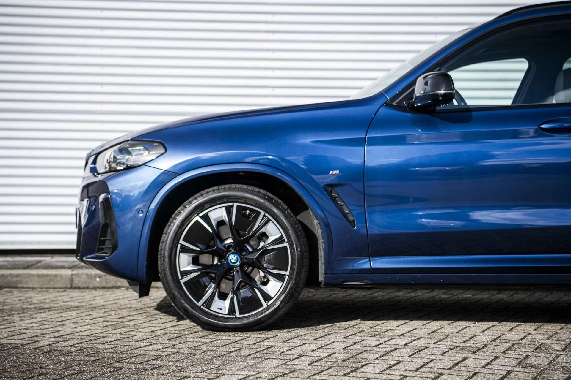 Hoofdafbeelding BMW iX3