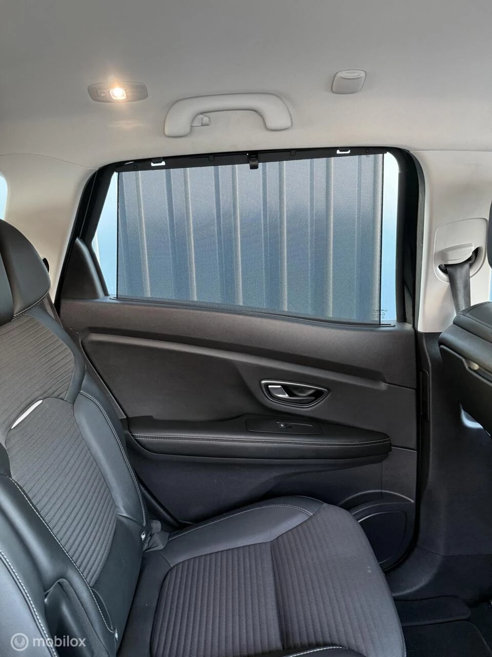 Hoofdafbeelding Renault dCi 110 Hybrid Assist Intens