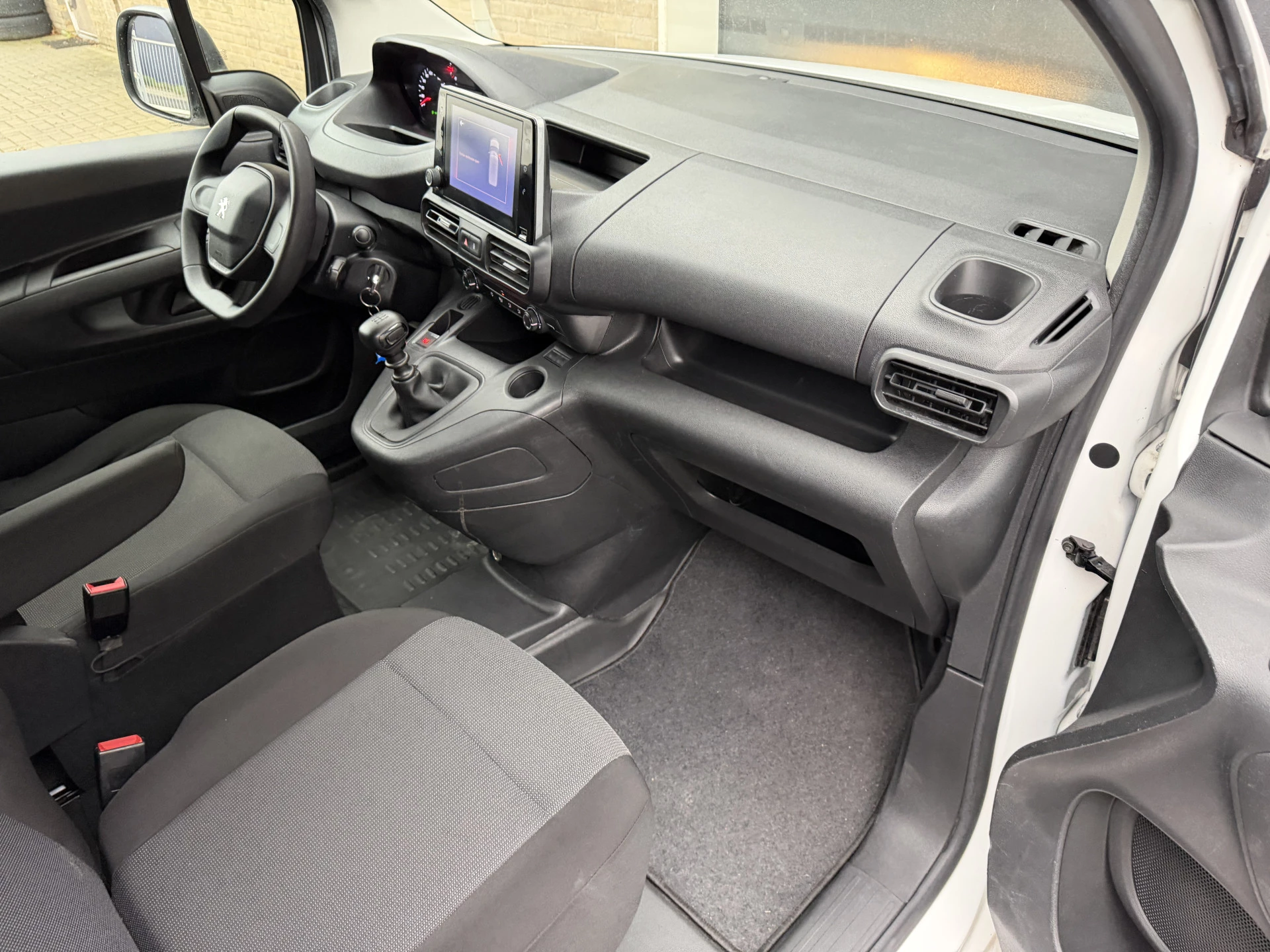 Hoofdafbeelding Peugeot Partner