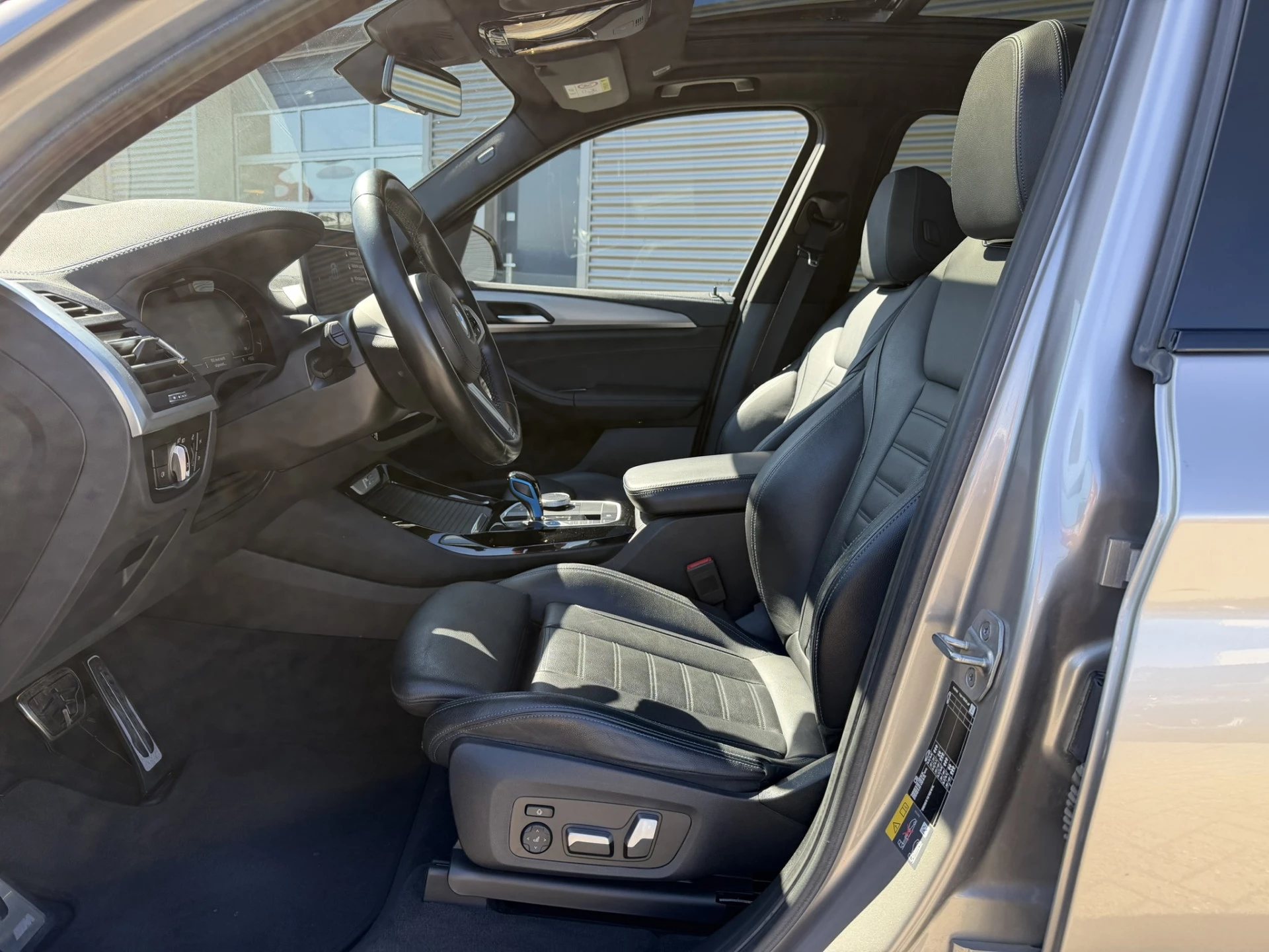 Hoofdafbeelding BMW iX3