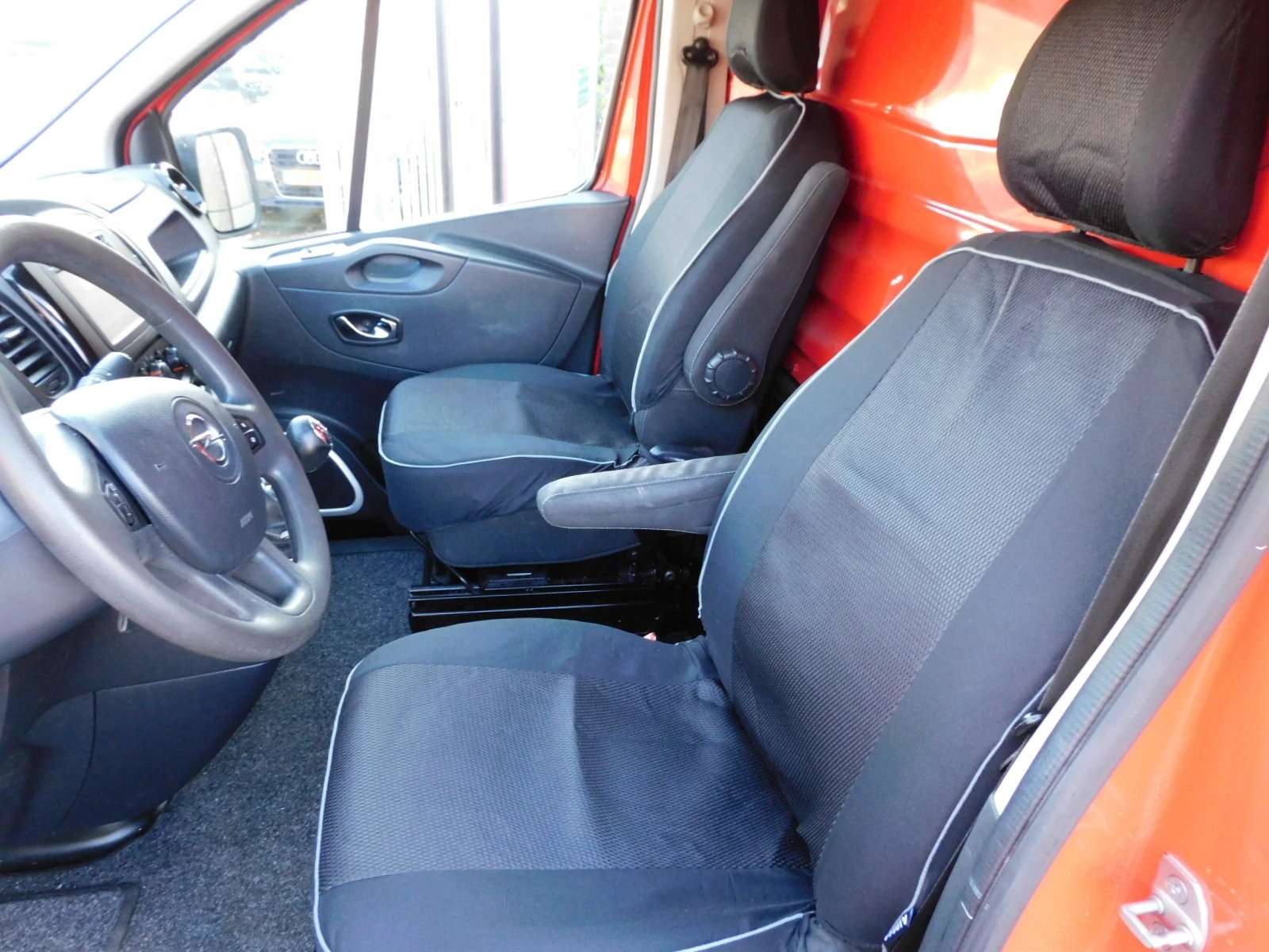 Hoofdafbeelding Opel Vivaro