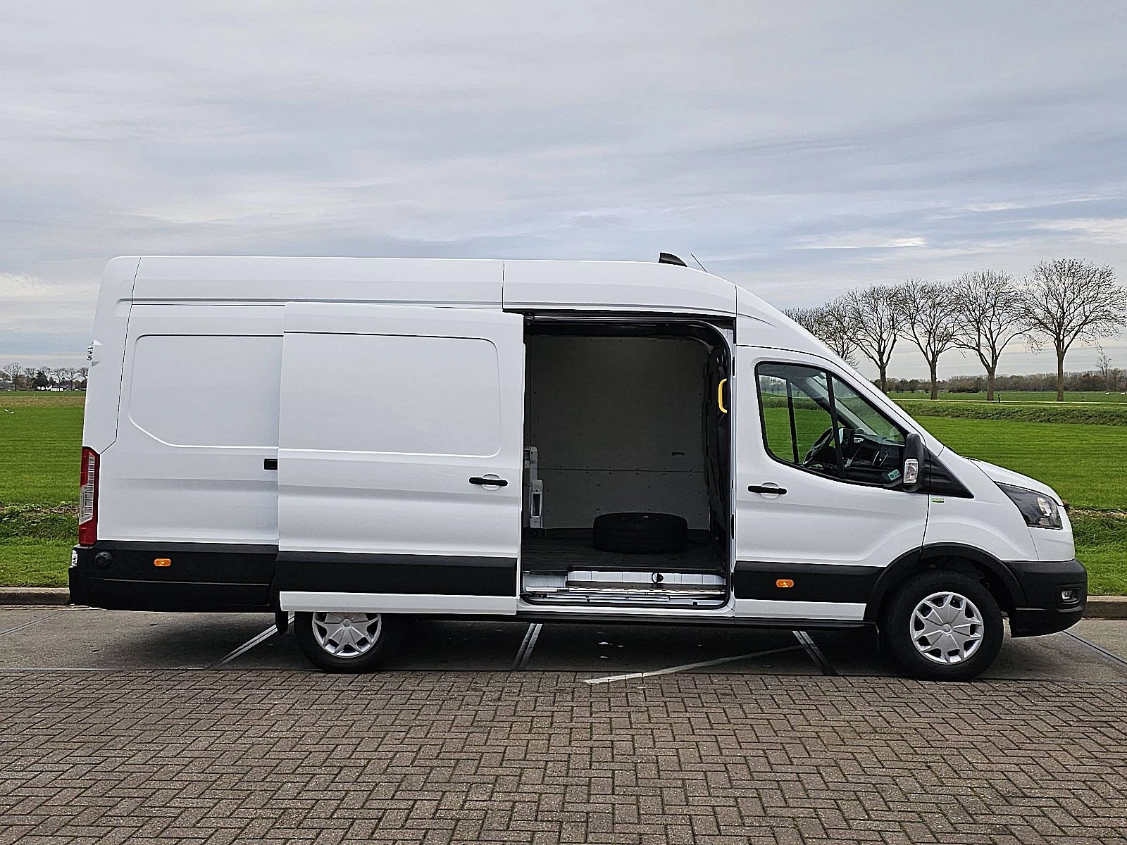 Hoofdafbeelding Ford E-Transit