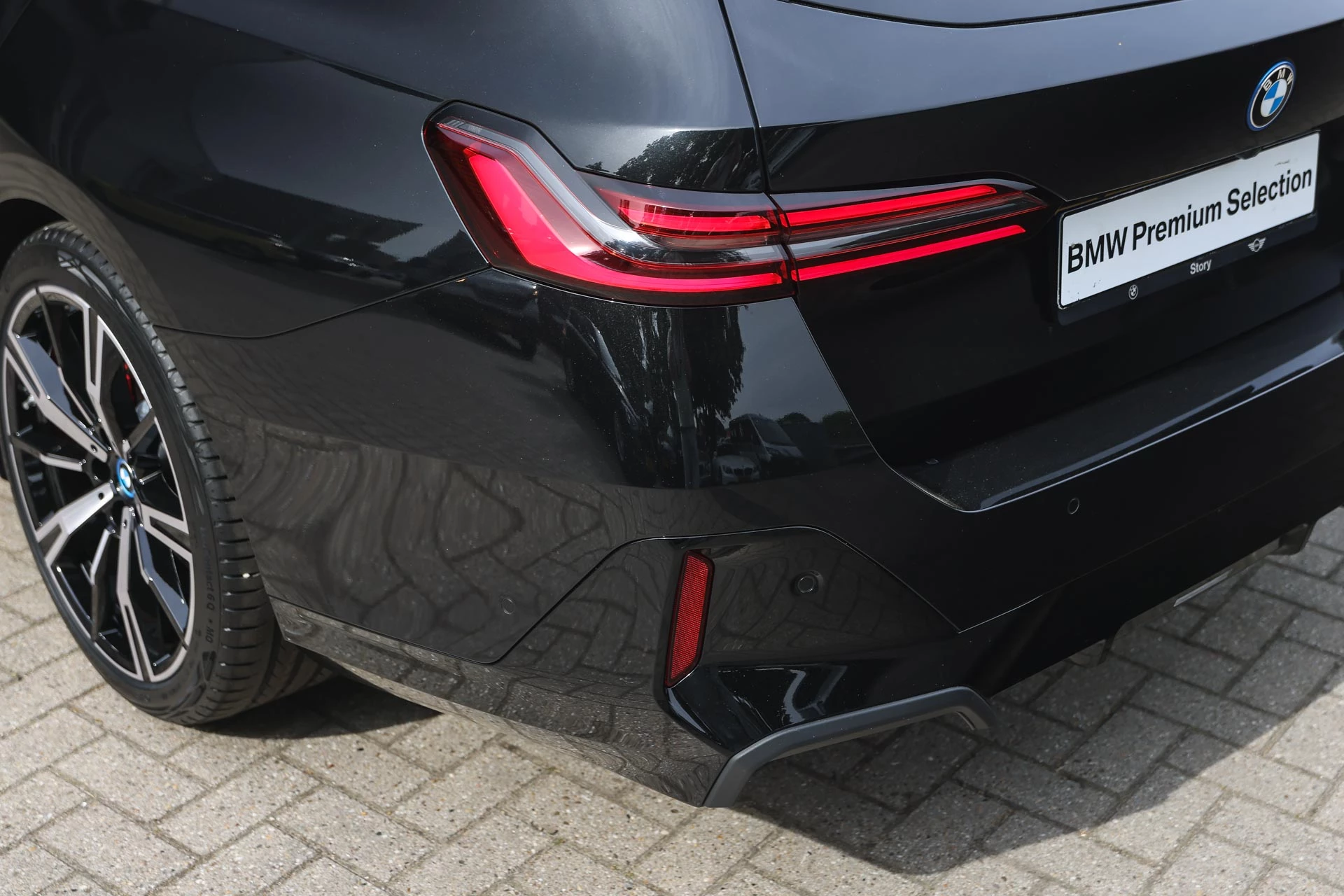 Hoofdafbeelding BMW i5