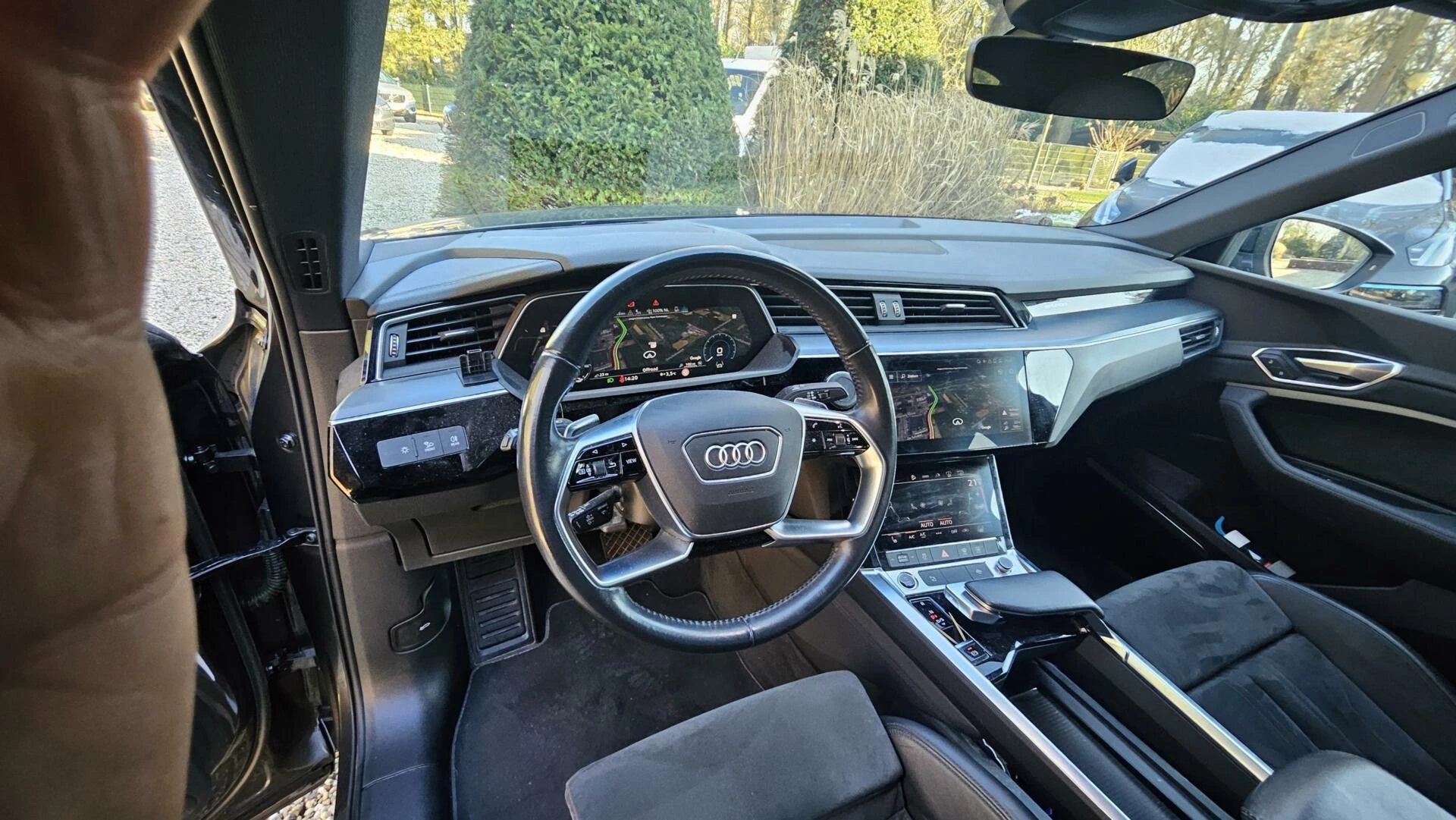 Hoofdafbeelding Audi e-tron