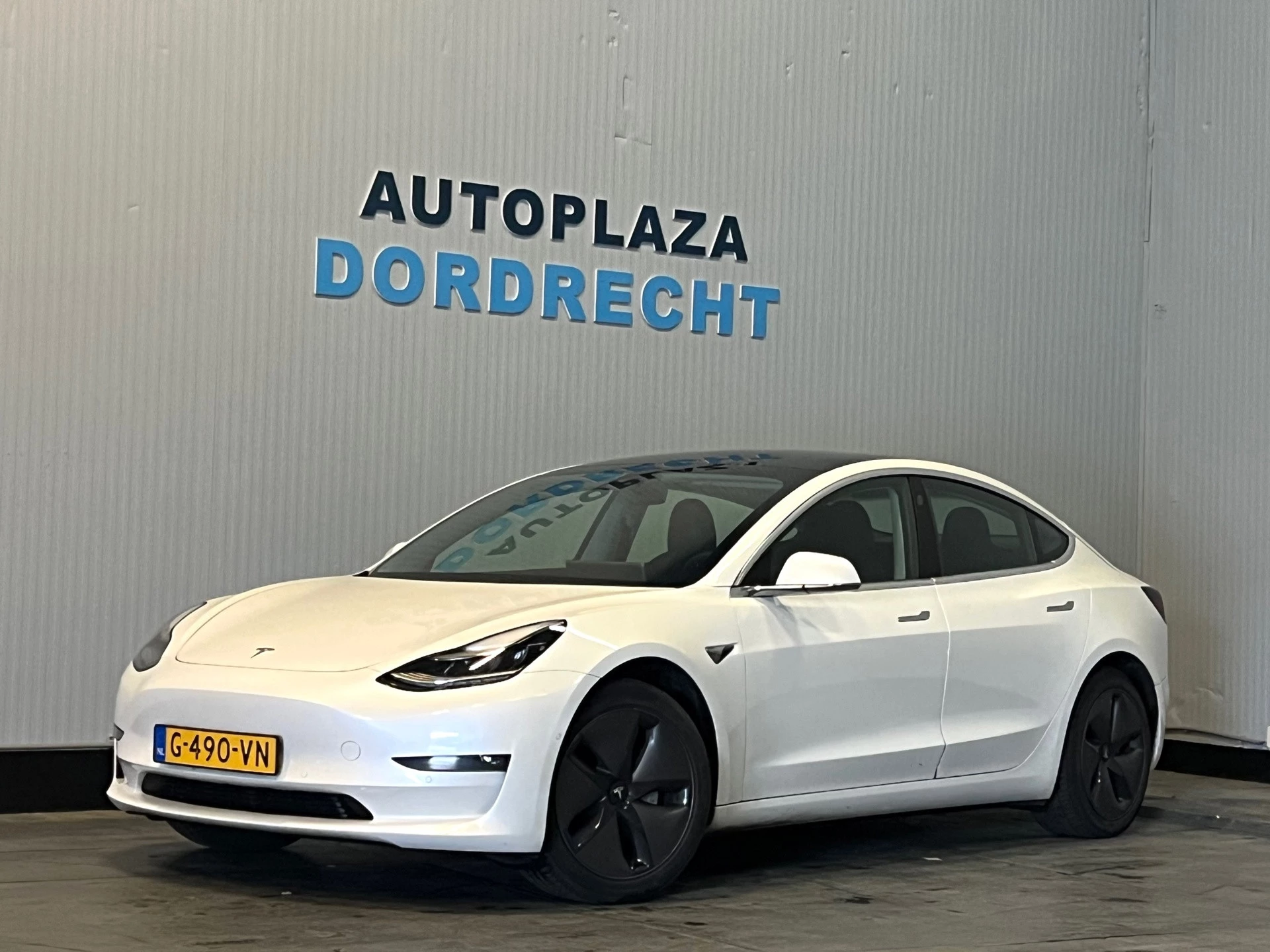 Hoofdafbeelding Tesla Model 3