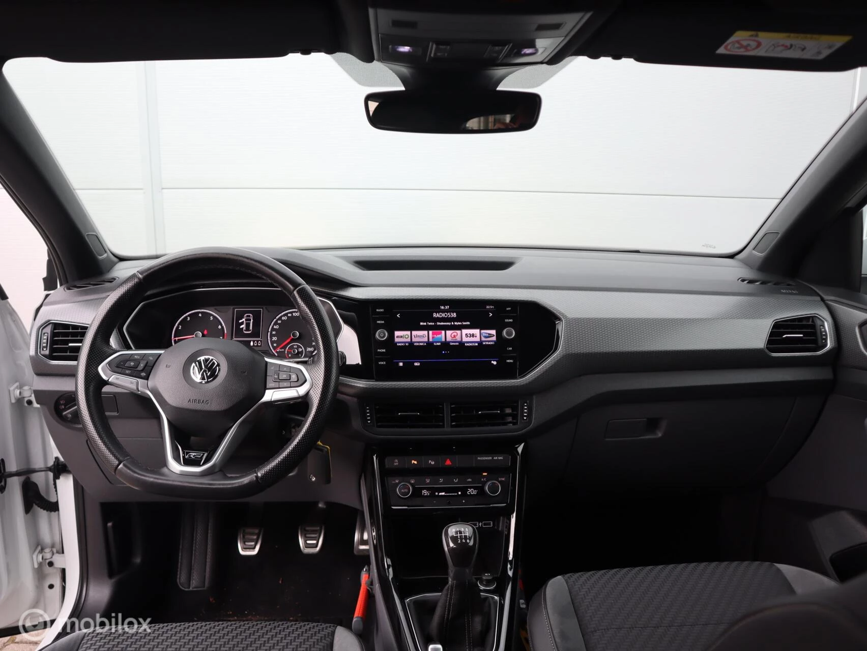 Hoofdafbeelding Volkswagen T-Cross