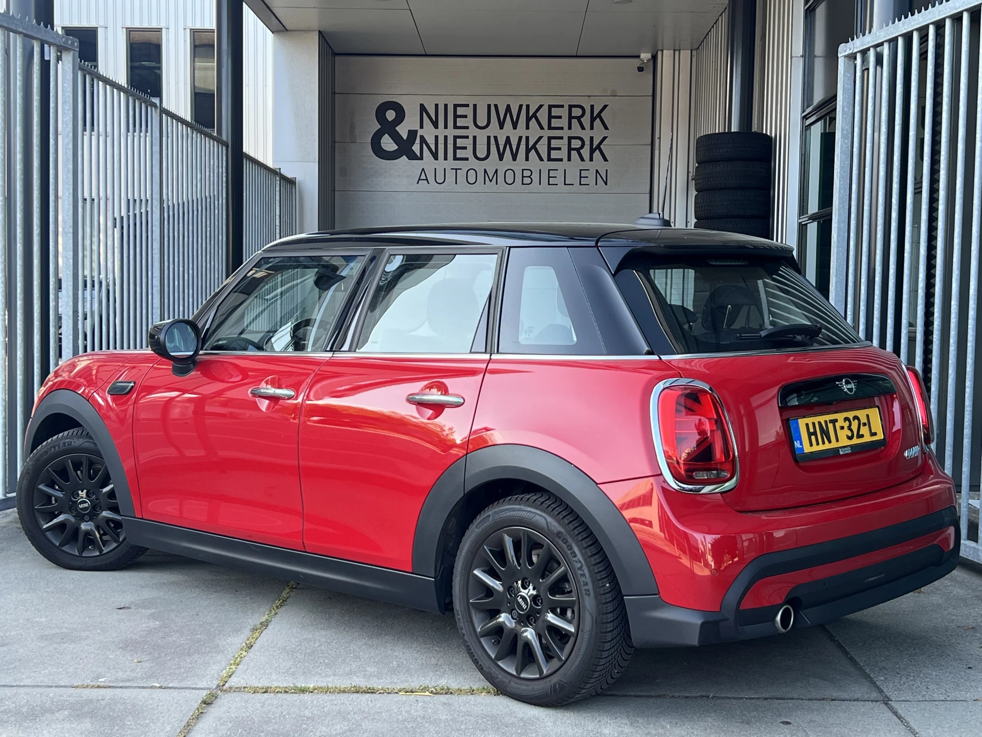 Hoofdafbeelding MINI Cooper