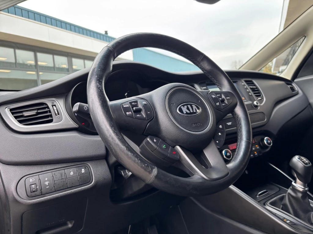 Hoofdafbeelding Kia Carens