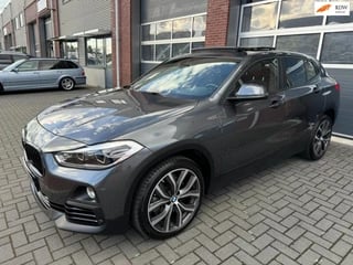 Hoofdafbeelding BMW X2 BMW X2 SDrive20i High Executive LED Pano Navi Memory Camera