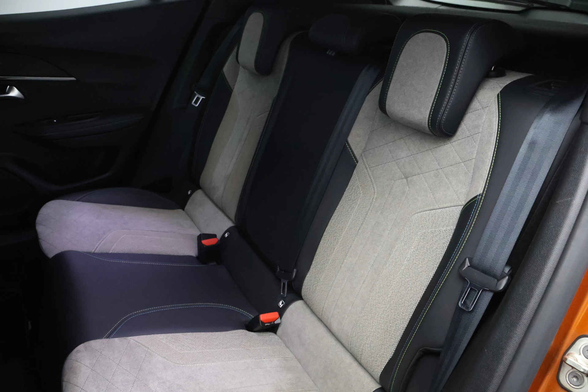 Hoofdafbeelding Peugeot e-2008