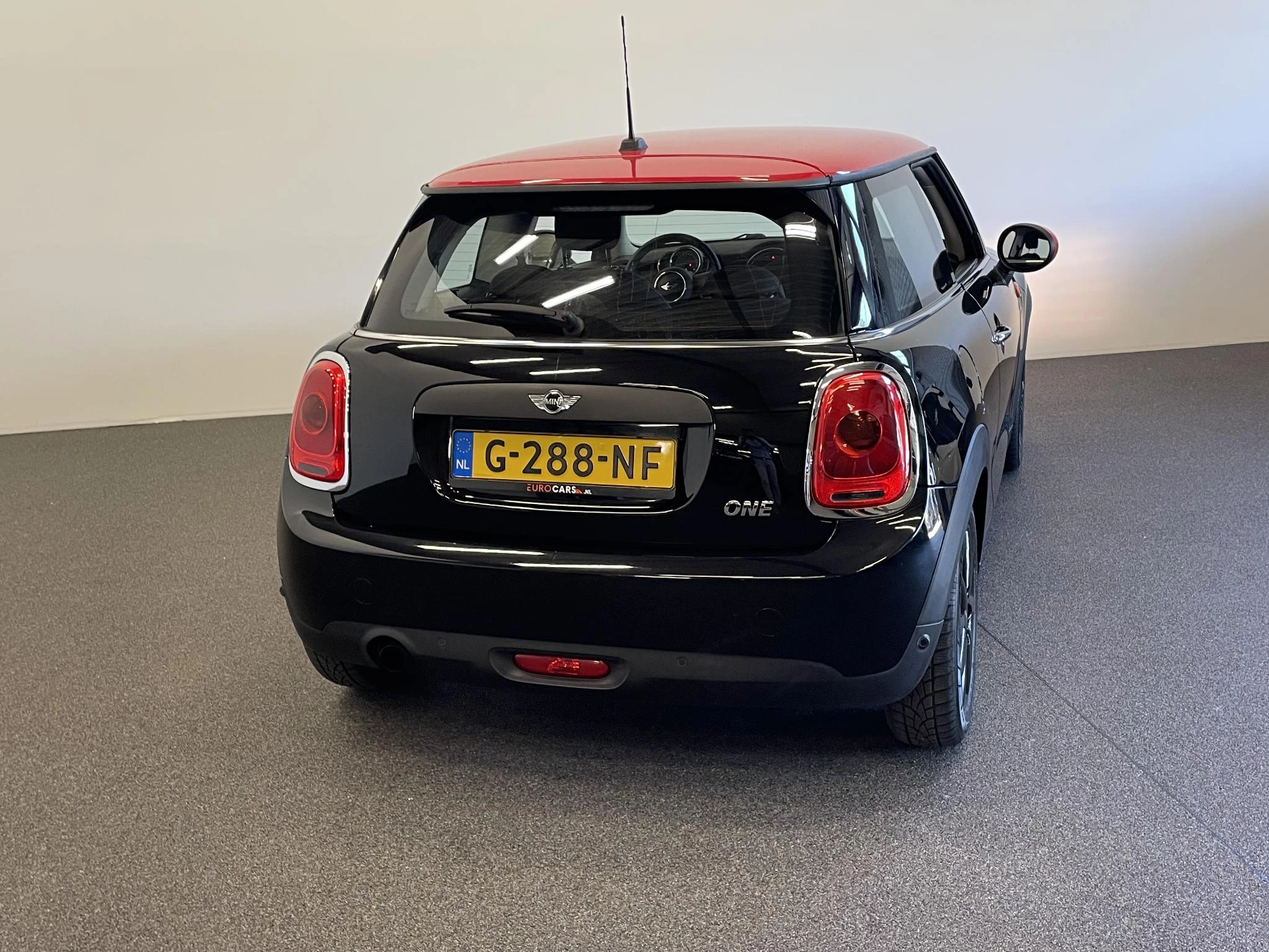 Hoofdafbeelding MINI One