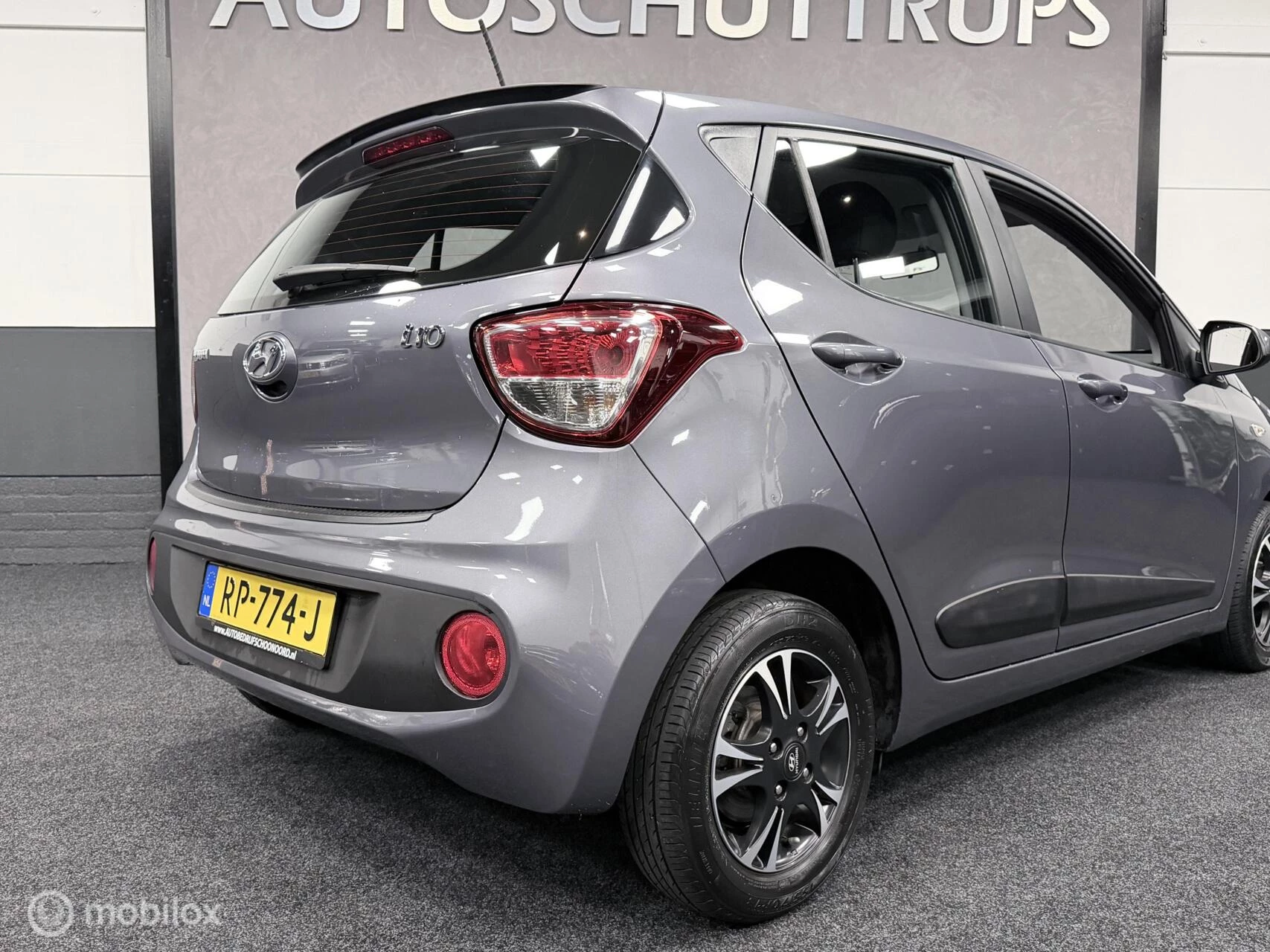 Hoofdafbeelding Hyundai i10