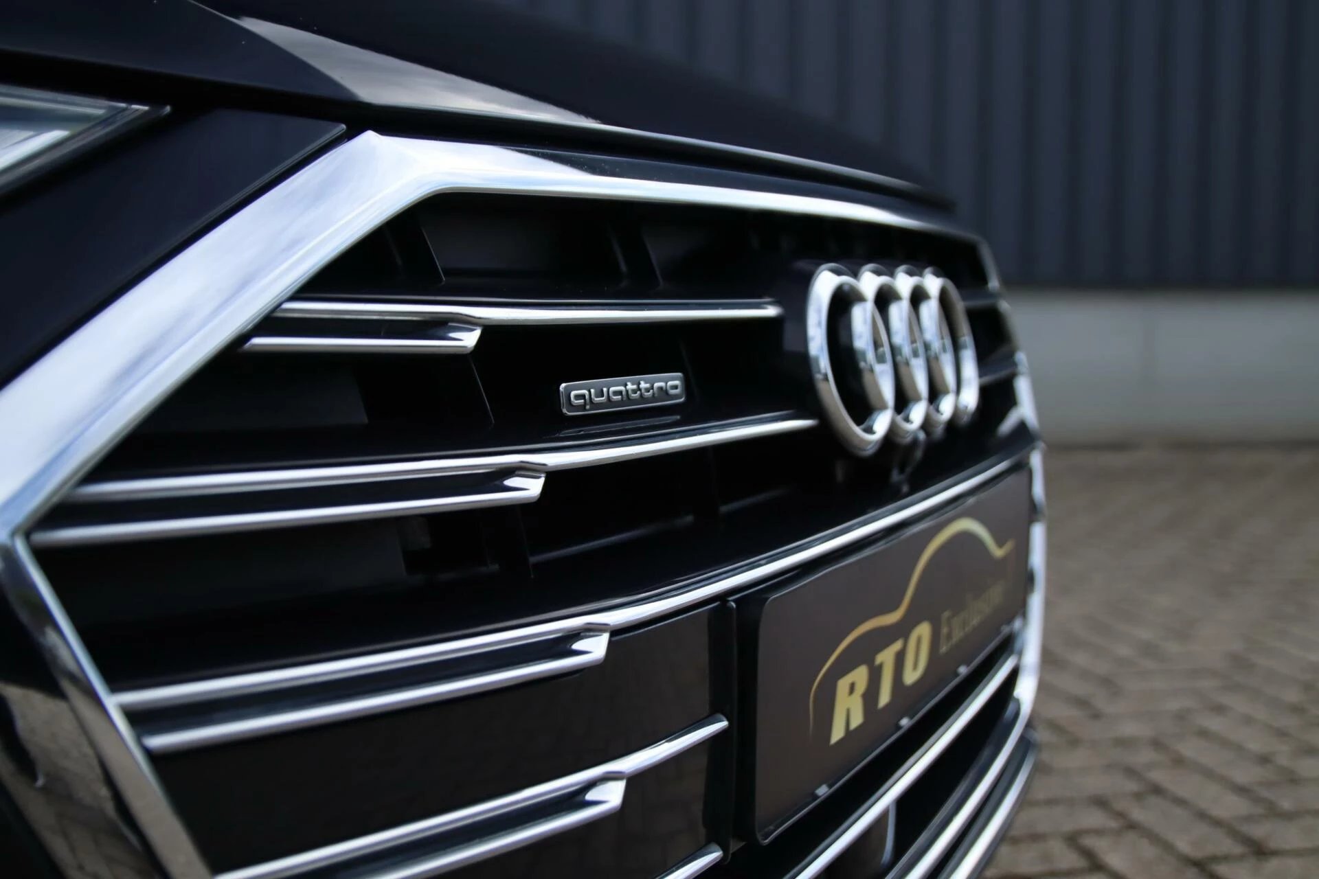 Hoofdafbeelding Audi A8