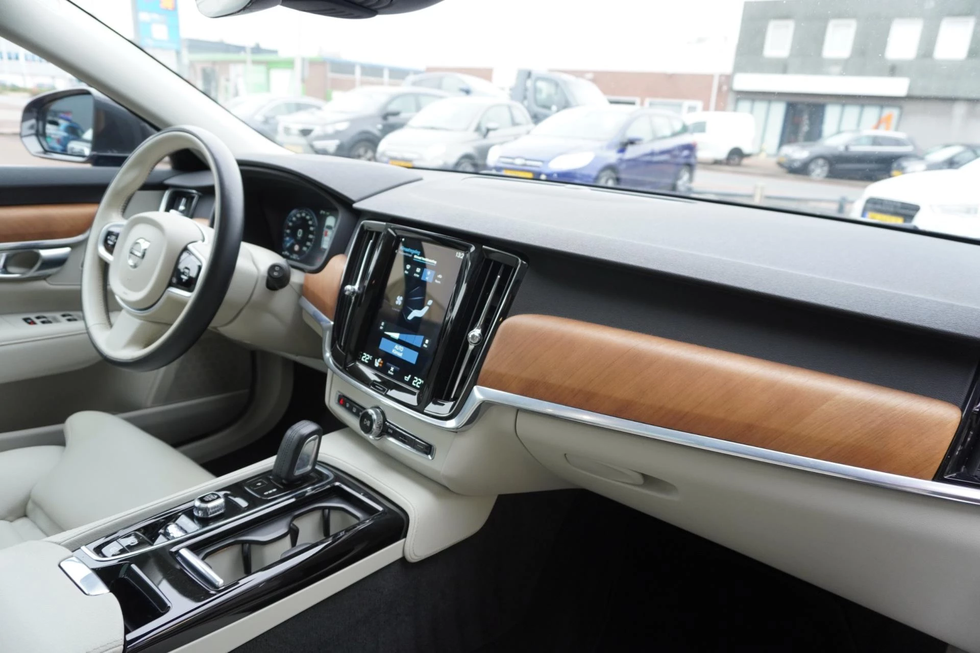 Hoofdafbeelding Volvo V90