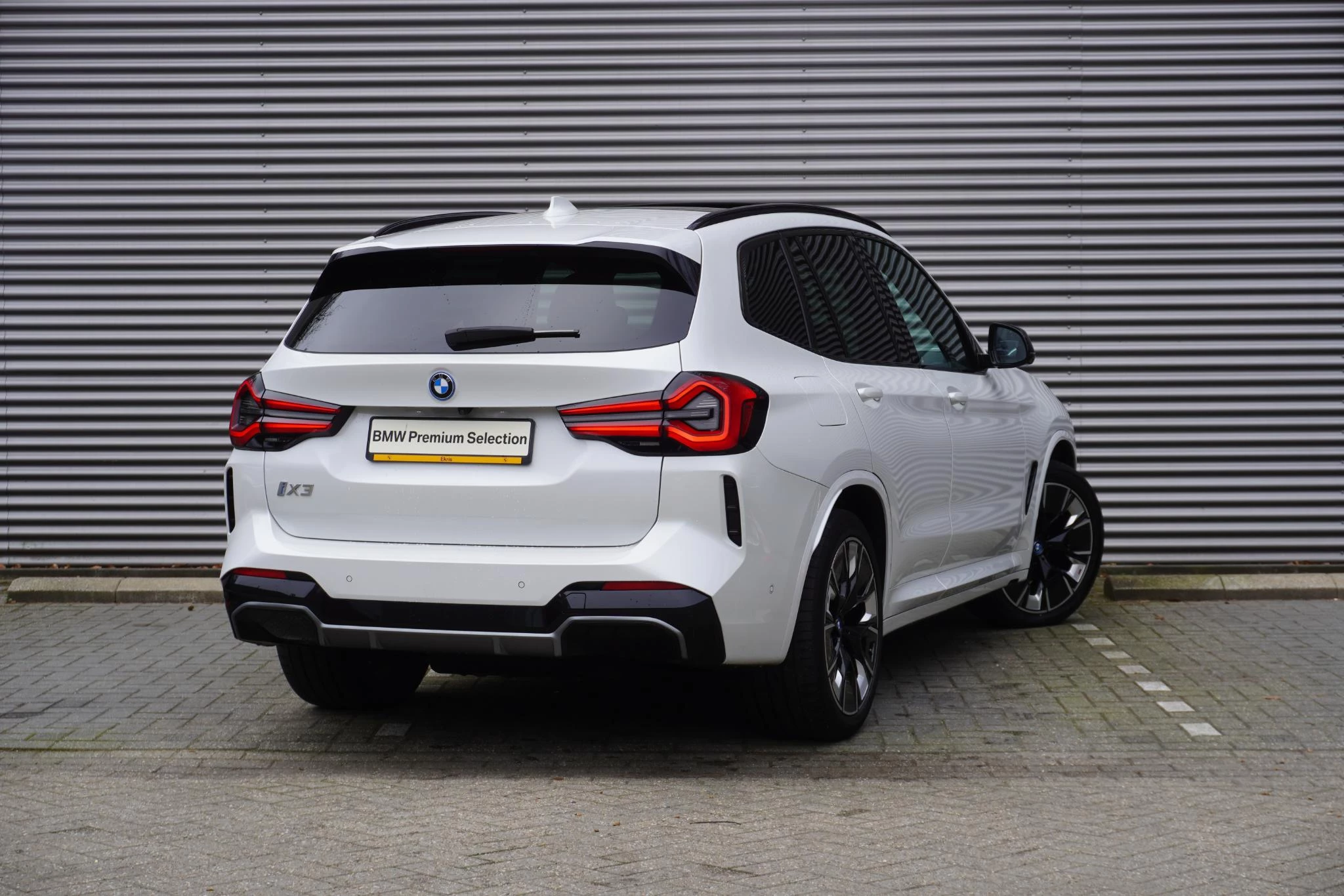 Hoofdafbeelding BMW iX3