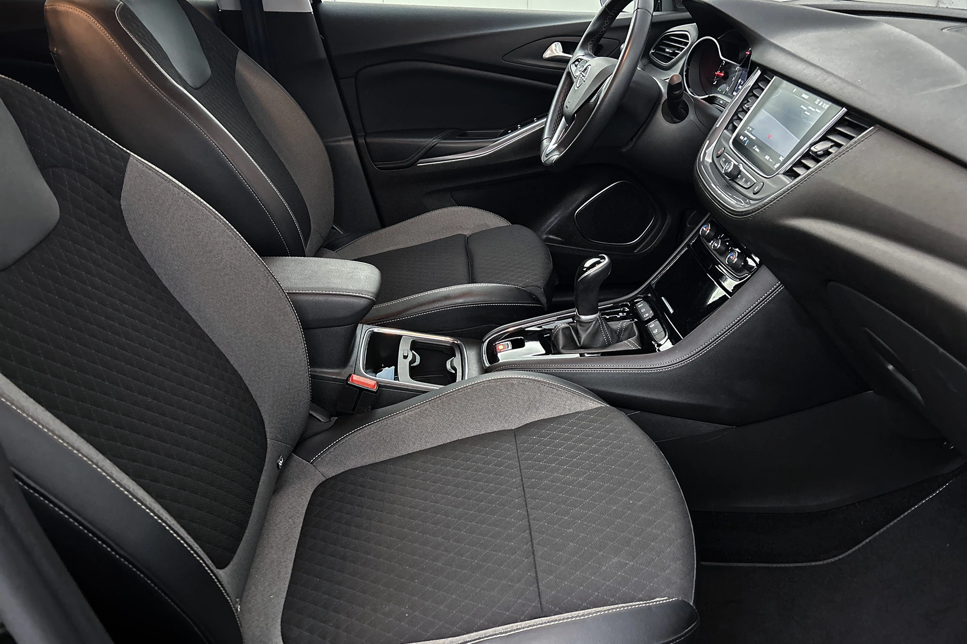 Hoofdafbeelding Opel Grandland X