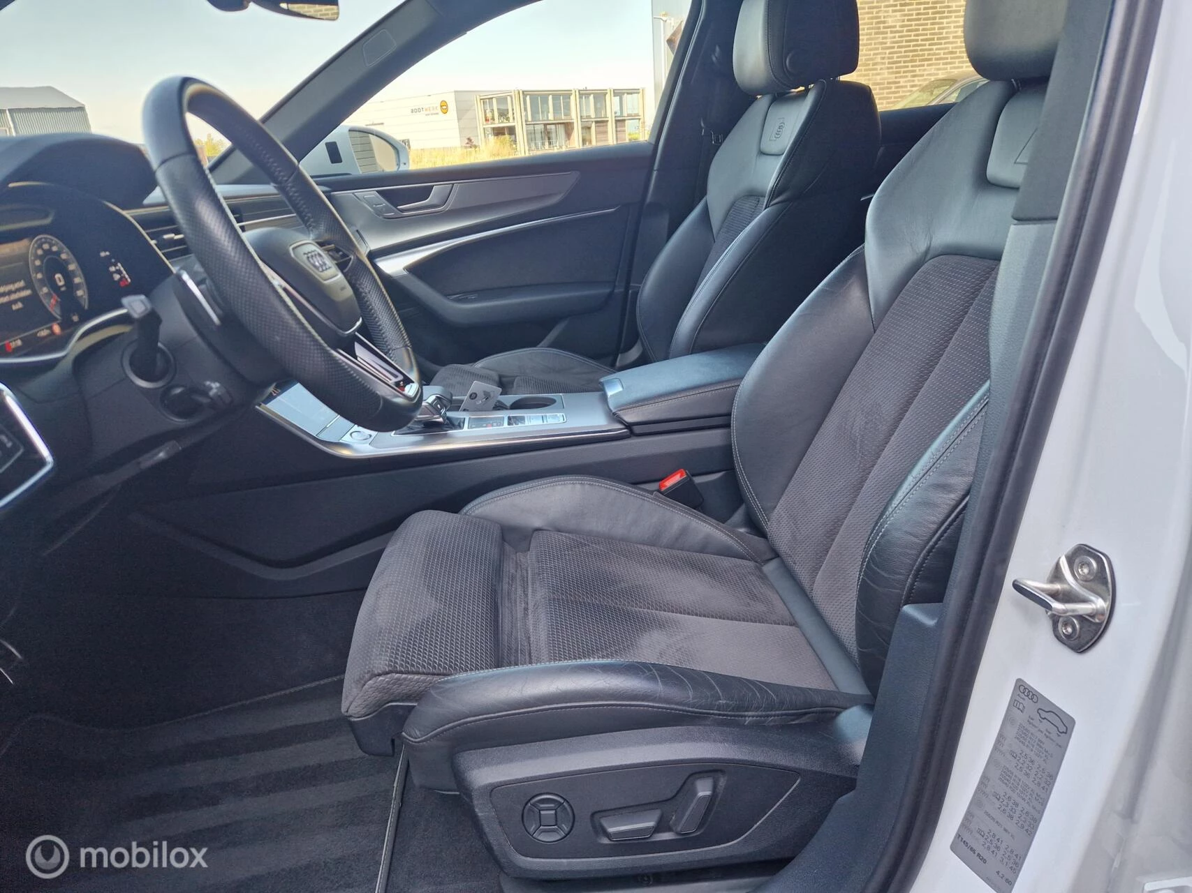 Hoofdafbeelding Audi A6