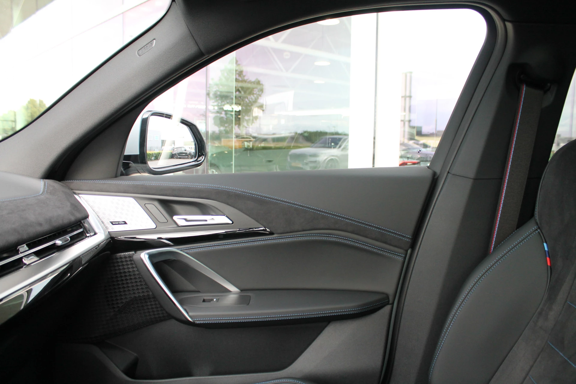 Hoofdafbeelding BMW iX2
