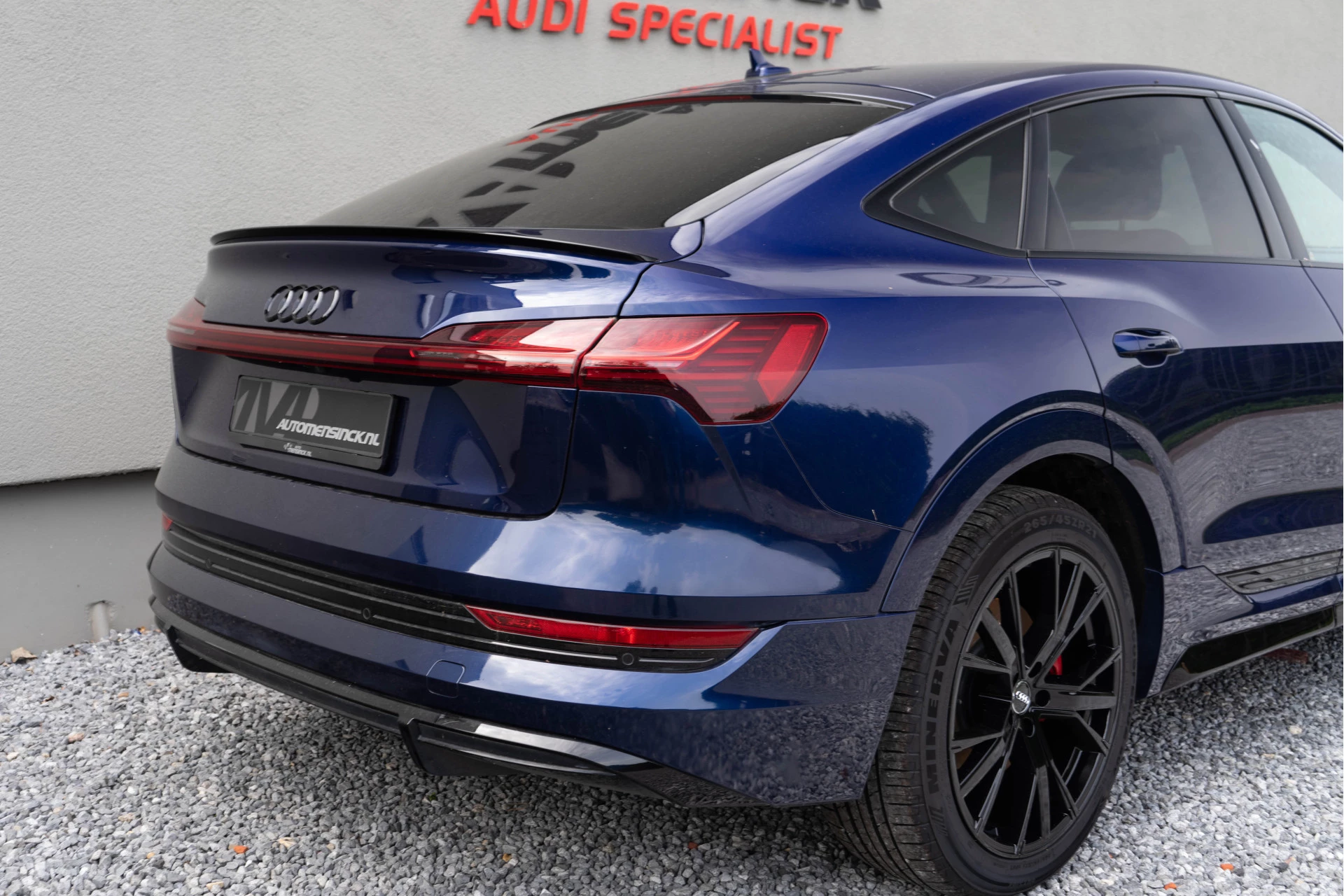 Hoofdafbeelding Audi e-tron