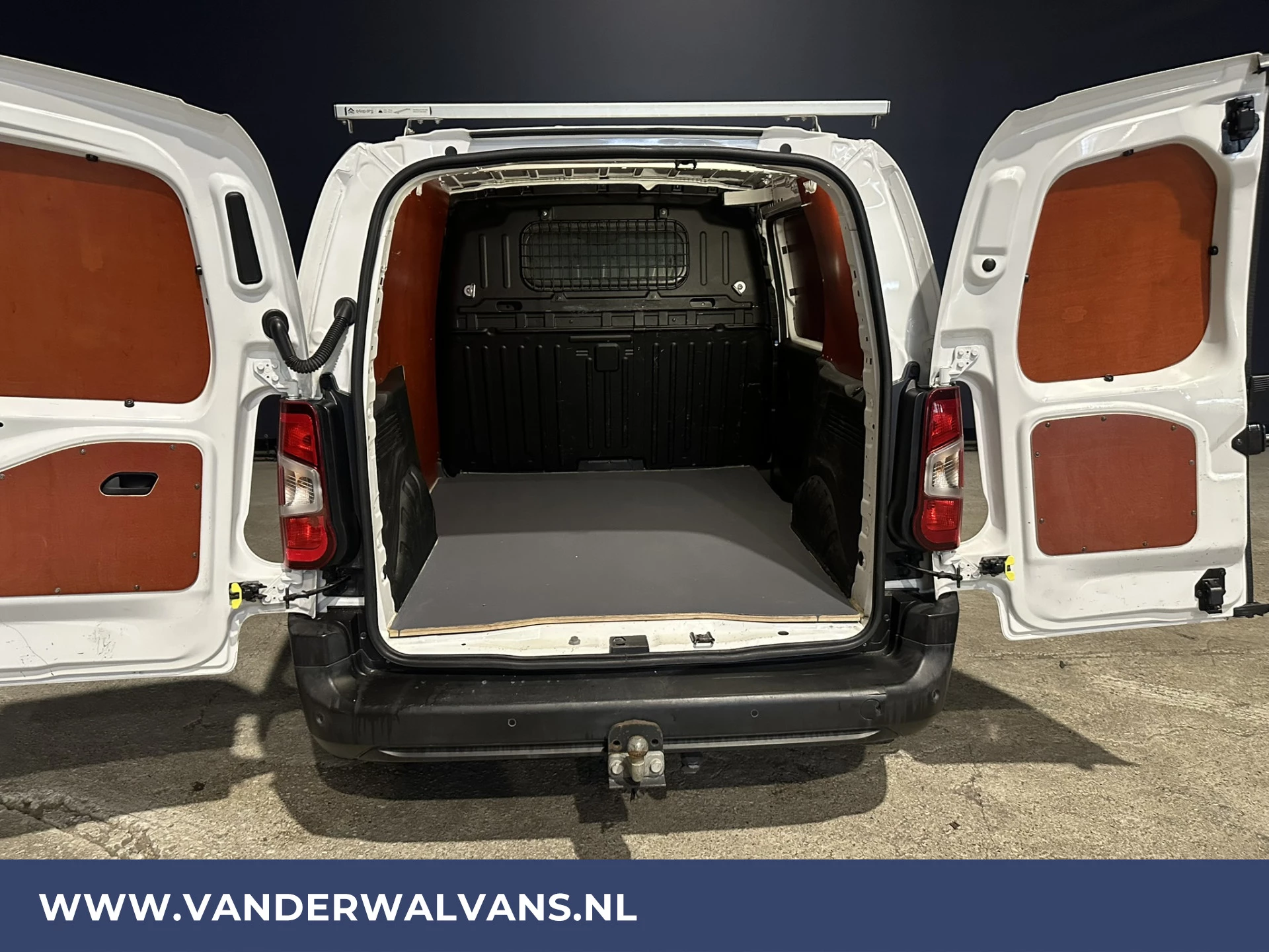 Hoofdafbeelding Peugeot Partner