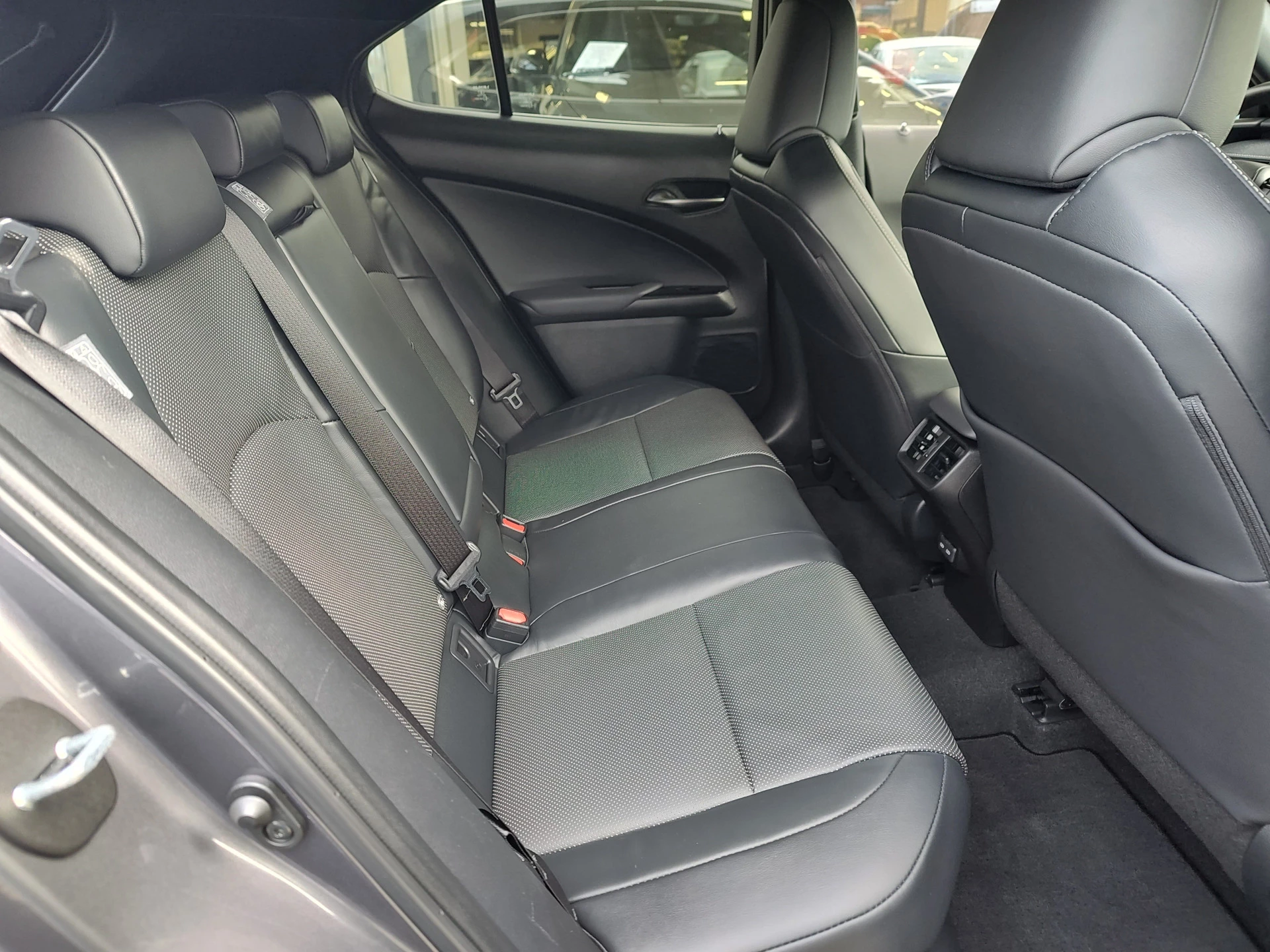 Hoofdafbeelding Lexus UX