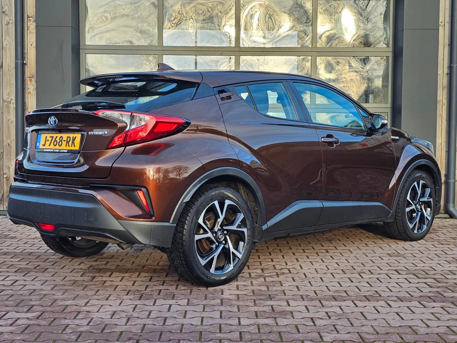 Hoofdafbeelding Toyota C-HR