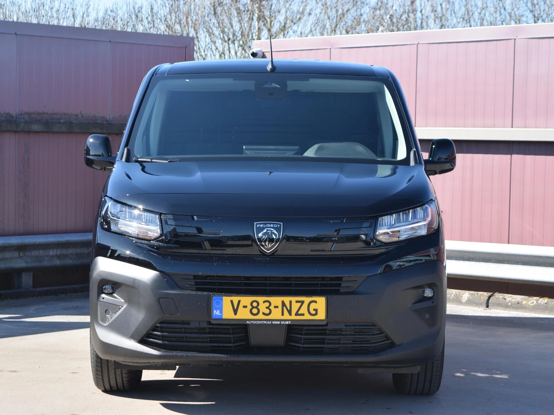 Hoofdafbeelding Peugeot e-Partner