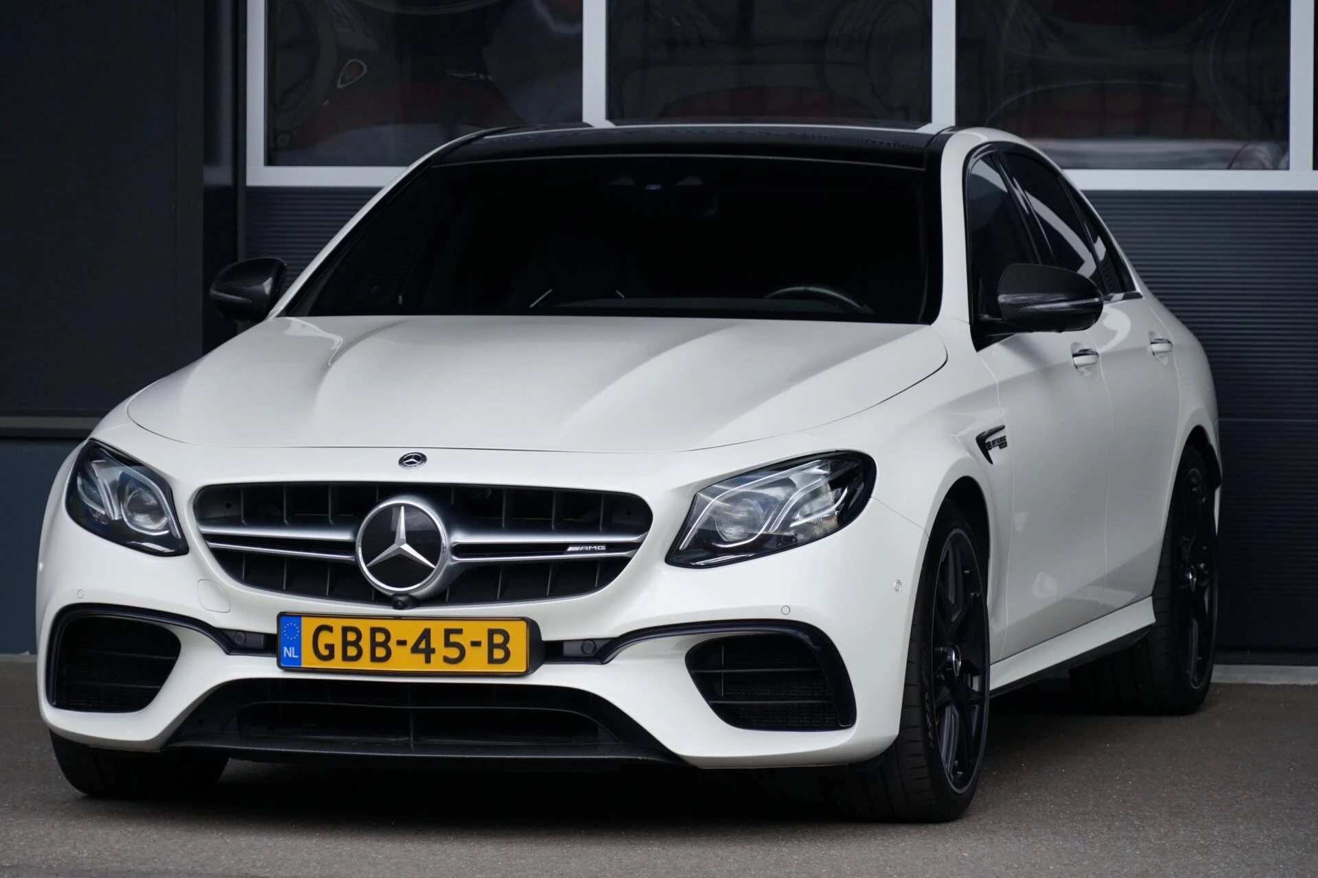 Hoofdafbeelding Mercedes-Benz E-Klasse