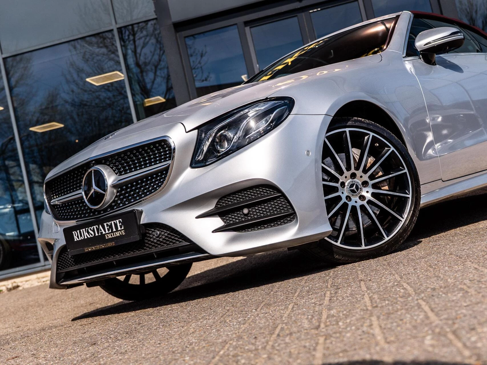 Hoofdafbeelding Mercedes-Benz E-Klasse