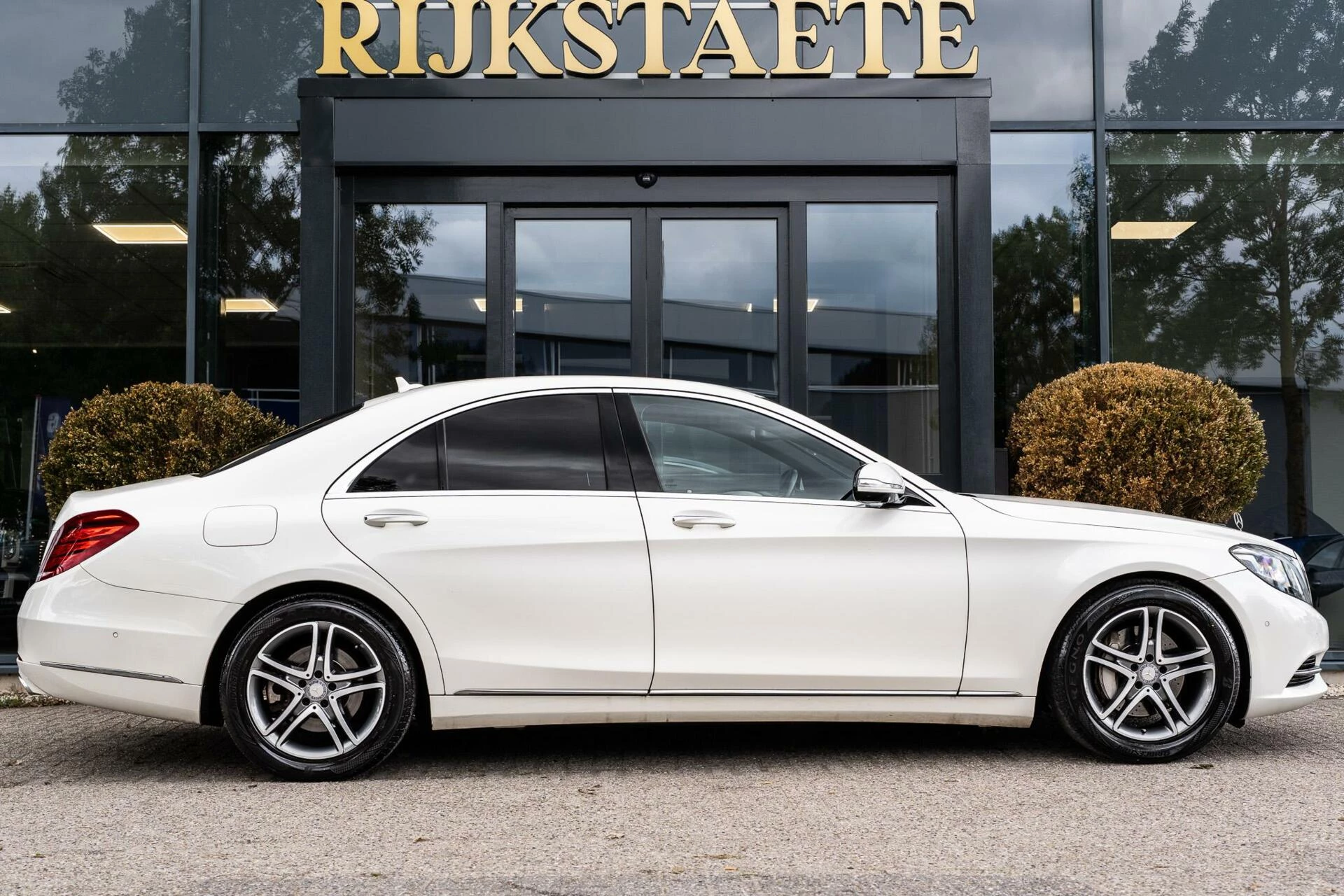 Hoofdafbeelding Mercedes-Benz S-Klasse