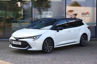 Hoofdafbeelding Toyota Corolla Touring Sports Toyota Corolla Touring Sports 2.0 Hybrid 184 PK Executive, Head-Up, LED, Adap. Cruise Control, Carplay, Camera