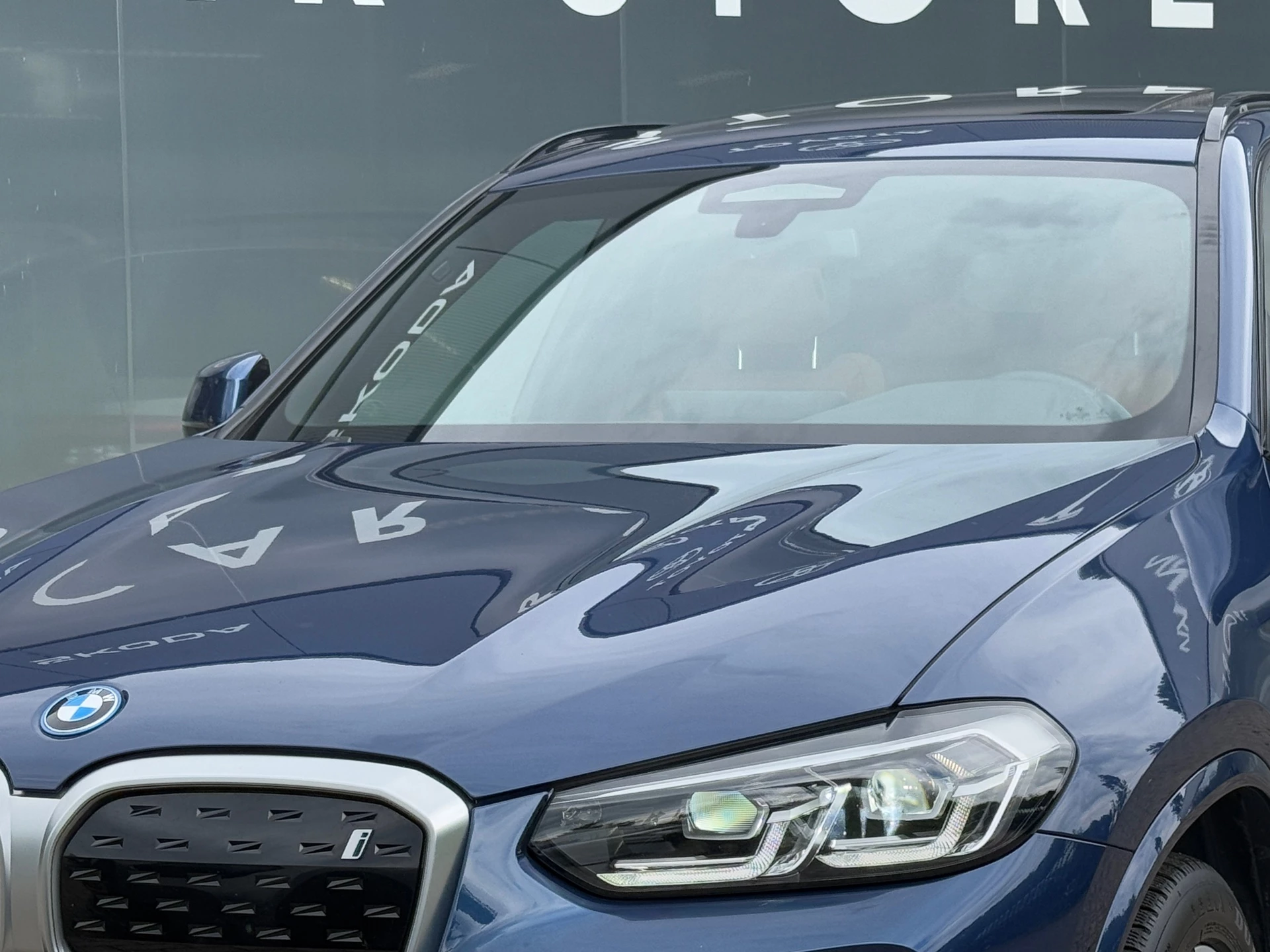Hoofdafbeelding BMW iX3