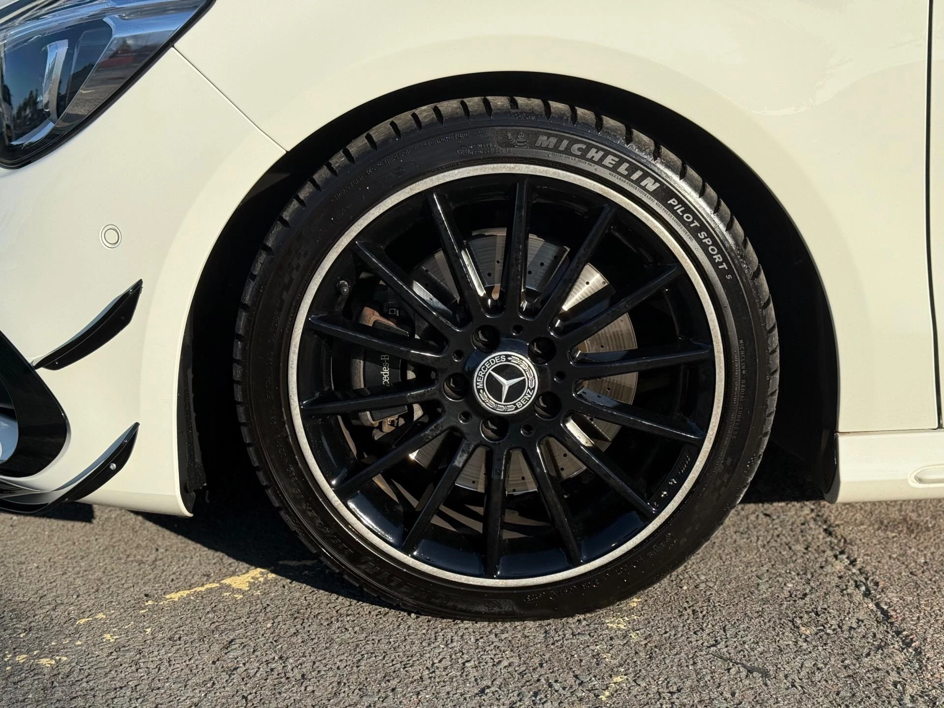 Hoofdafbeelding Mercedes-Benz CLA