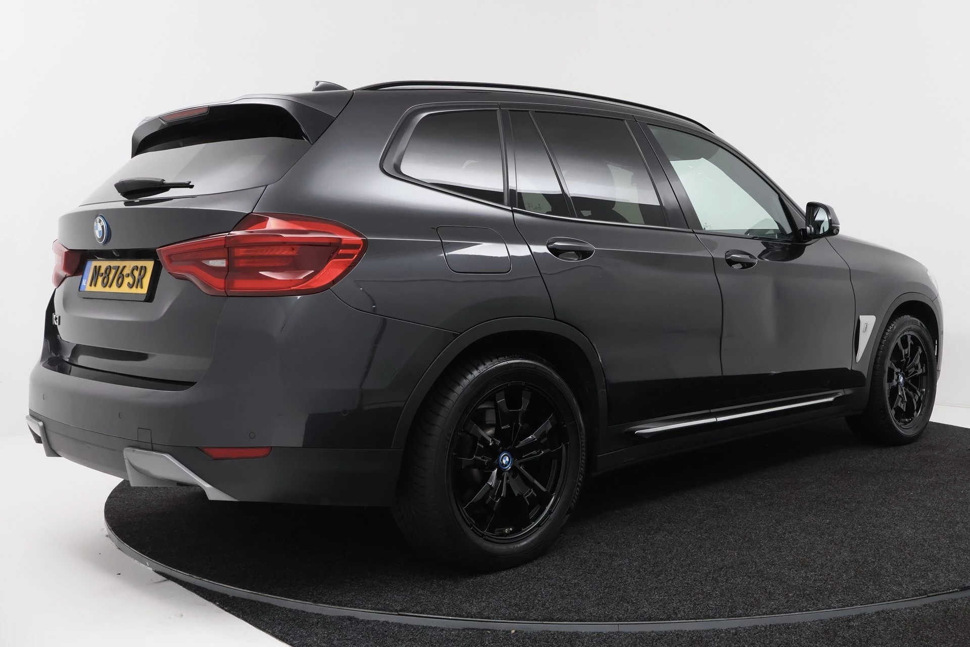 Hoofdafbeelding BMW iX3