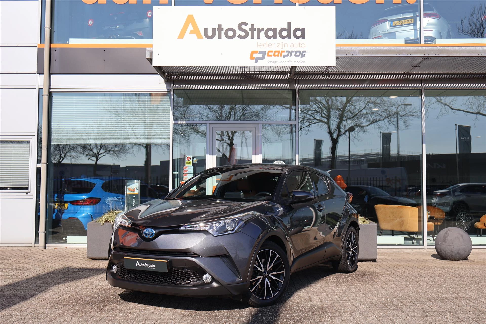 Hoofdafbeelding Toyota C-HR