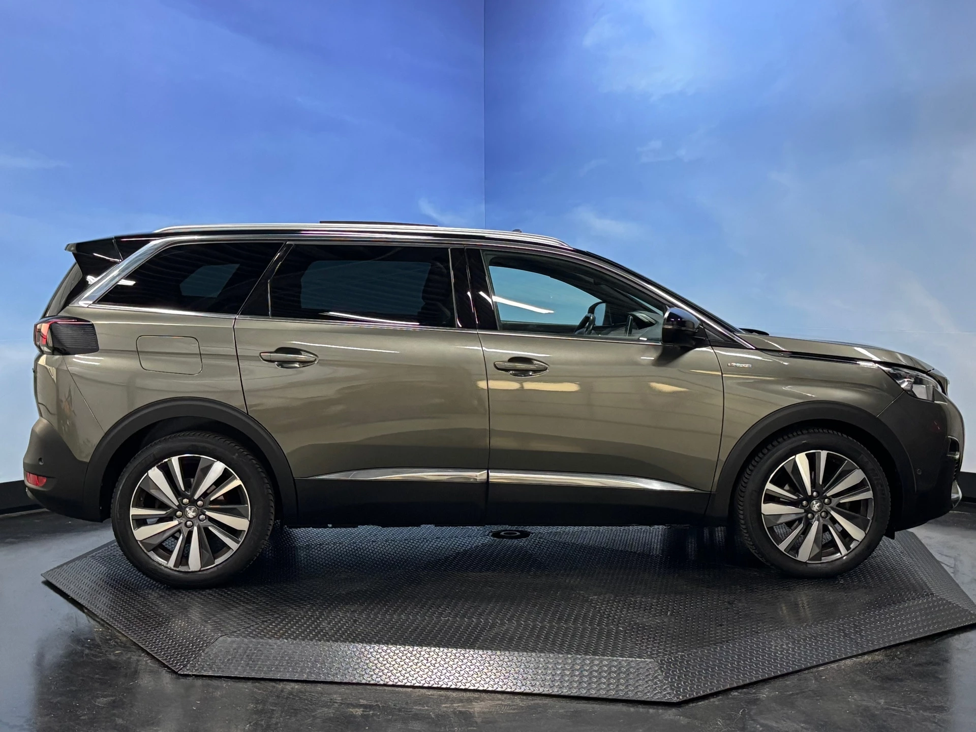 Hoofdafbeelding Peugeot 5008